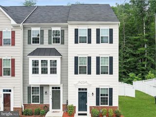 716 RIVER CREST WAY, Fredericksburg, VA 22405