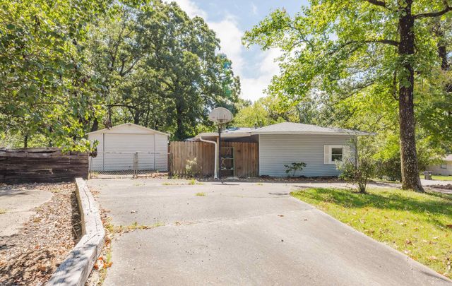 1017 Watson Place, Benton, AR 72015