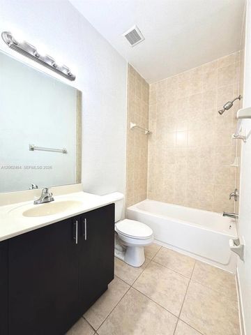 3431 W 80th St 202, Hialeah, FL 33018
