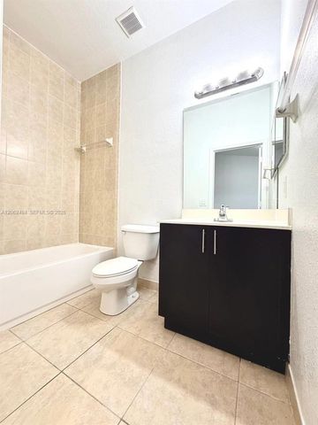 3431 W 80th St 202, Hialeah, FL 33018