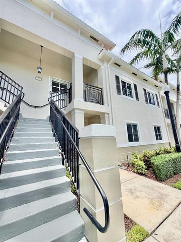 3431 W 80th St 202, Hialeah, FL 33018