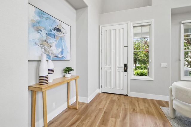 141 Serra Court, Los Gatos, CA 95032