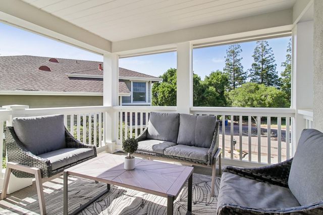 141 Serra Court, Los Gatos, CA 95032