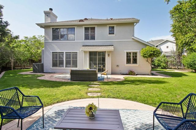 141 Serra Court, Los Gatos, CA 95032