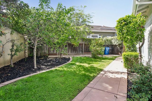 141 Serra Court, Los Gatos, CA 95032