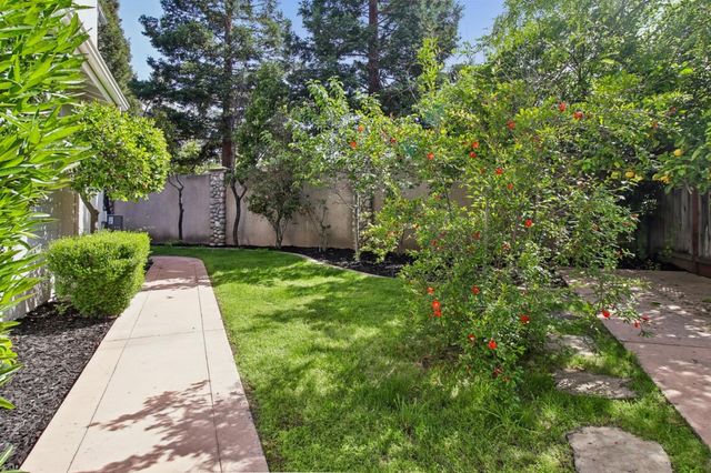 141 Serra Court, Los Gatos, CA 95032