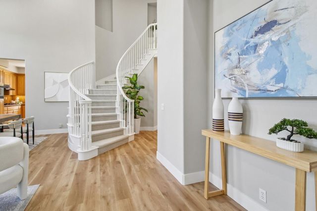 141 Serra Court, Los Gatos, CA 95032