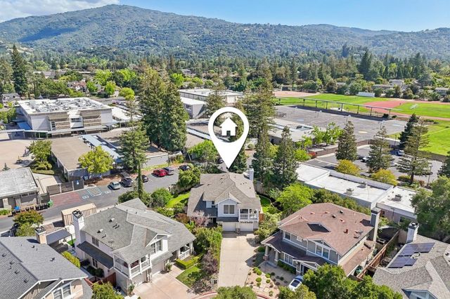 141 Serra Court, Los Gatos, CA 95032