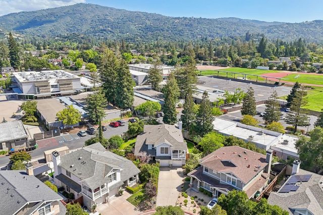 141 Serra Court, Los Gatos, CA 95032