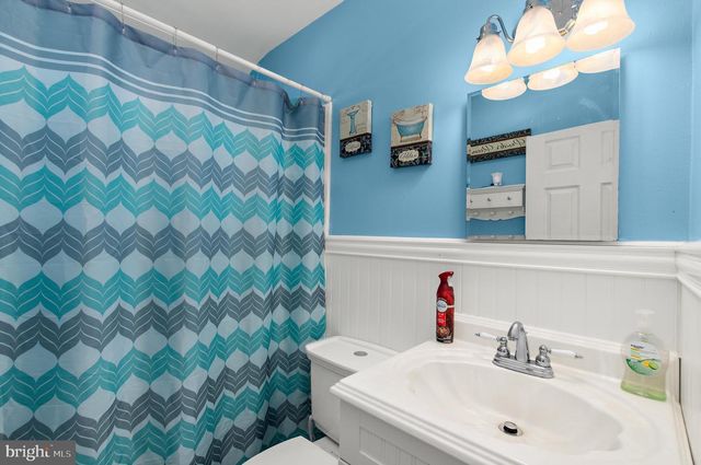 4418 NORFEN RD, Halethorpe, MD 21227