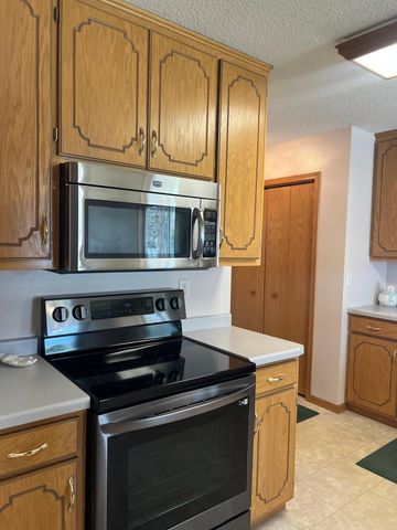 5871 Sandy Drive, Saint Cloud, MN 56303