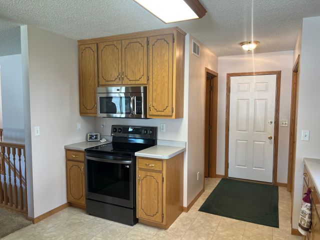 5871 Sandy Drive, Saint Cloud, MN 56303