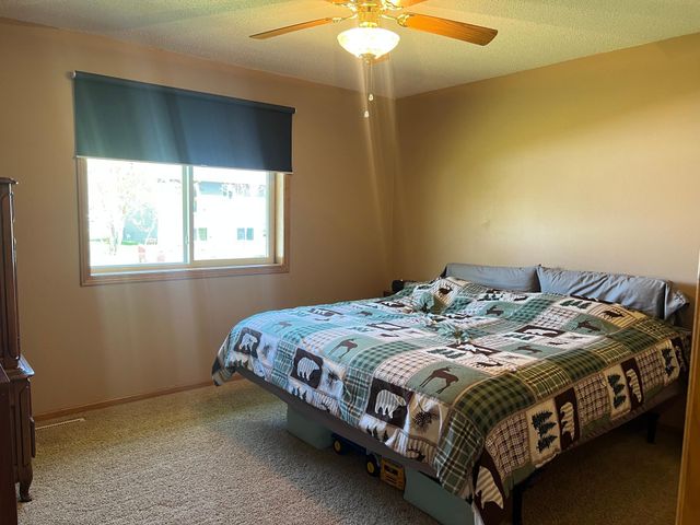 5871 Sandy Drive, Saint Cloud, MN 56303