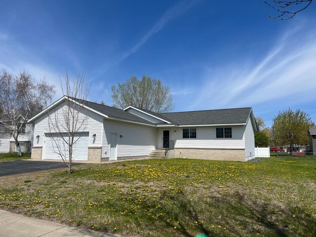5871 Sandy Drive, Saint Cloud, MN 56303