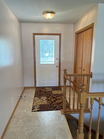 5871 Sandy Drive, Saint Cloud, MN 56303
