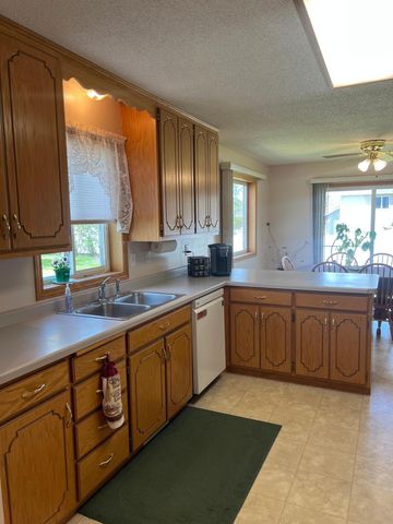 5871 Sandy Drive, Saint Cloud, MN 56303