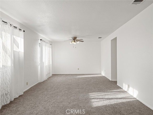 11935 Wapato Road, Apple Valley, CA 92308