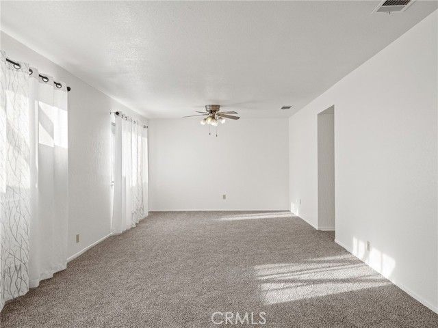 11935 Wapato Road, Apple Valley, CA 92308