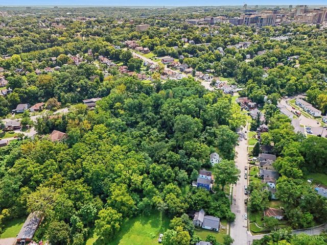 3613 Norwich Avenue, Cincinnati, OH 45220