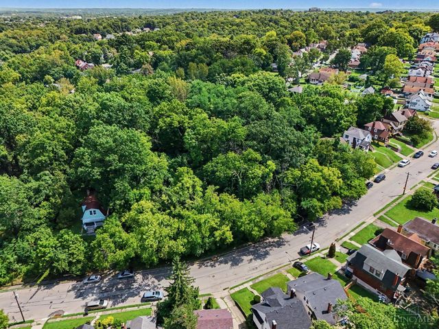 3613 Norwich Avenue, Cincinnati, OH 45220