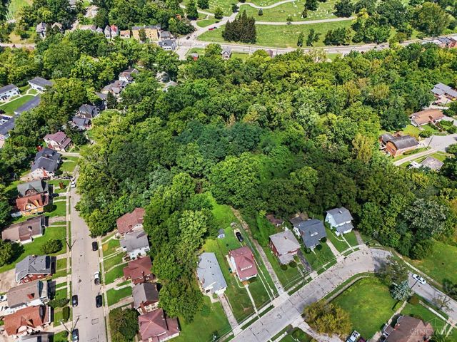 3613 Norwich Avenue, Cincinnati, OH 45220