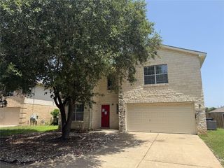 113 Outfitter DR, Bastrop, TX 78602