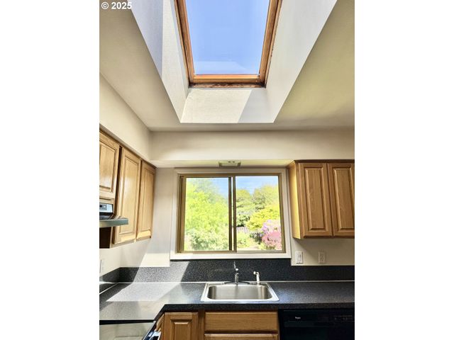 3602 Ne 134TH Ave, Portland, OR 97230