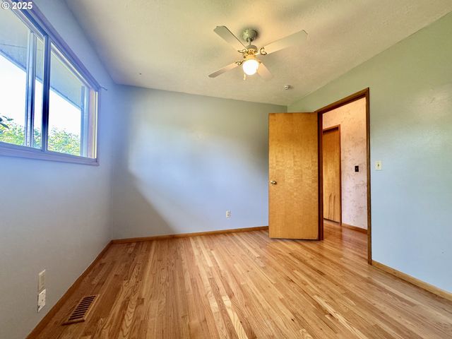 3602 Ne 134TH Ave, Portland, OR 97230