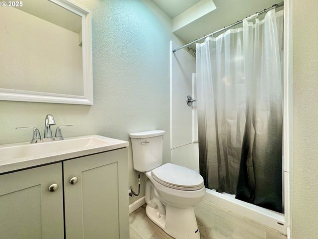 3602 Ne 134TH Ave, Portland, OR 97230