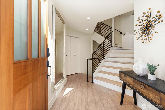 13731 65th Place W, Edmonds, WA 98026
