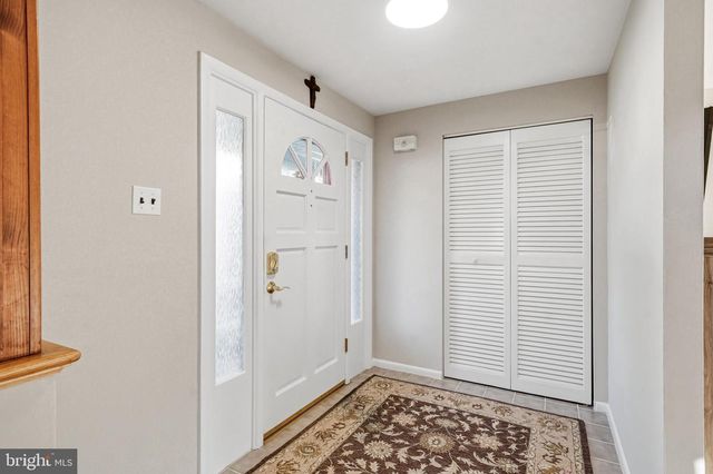 1519 LONGFELLOW DR, Cherry Hill, NJ 08003