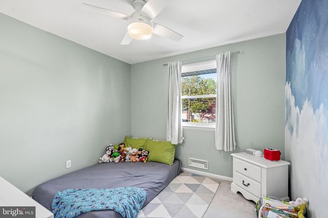 1519 LONGFELLOW DR, Cherry Hill, NJ 08003