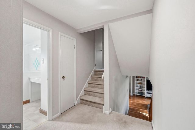 1519 LONGFELLOW DR, Cherry Hill, NJ 08003