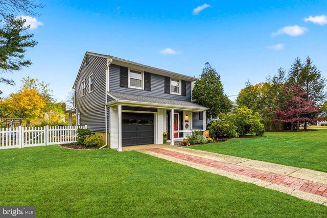 1519 LONGFELLOW DR, Cherry Hill, NJ 08003