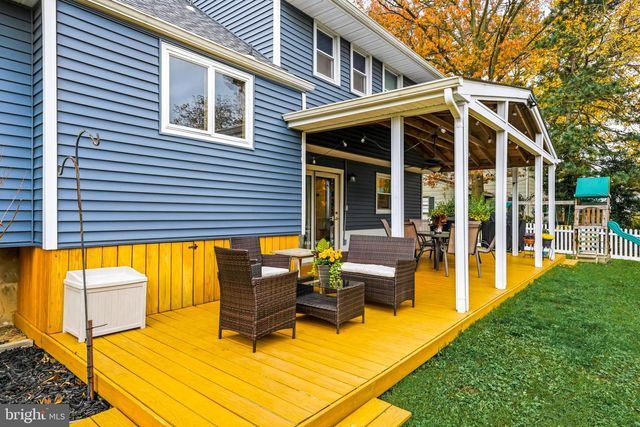 1519 LONGFELLOW DR, Cherry Hill, NJ 08003