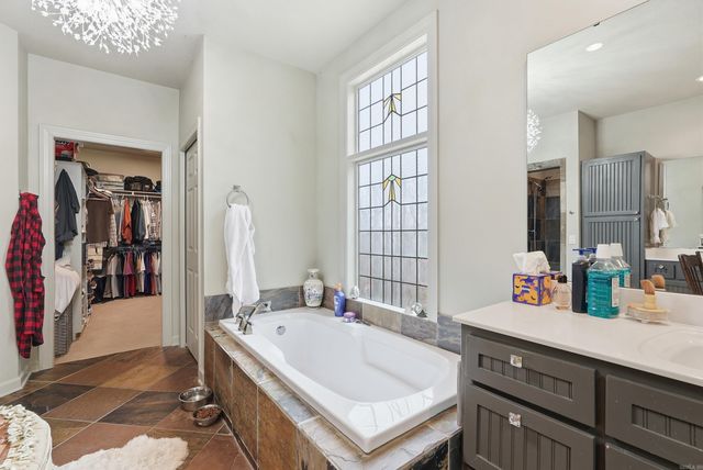 7 Galope Place, Hot Springs Village, AR 71909