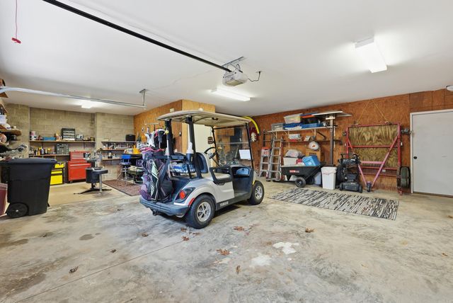 7 Galope Place, Hot Springs Village, AR 71909