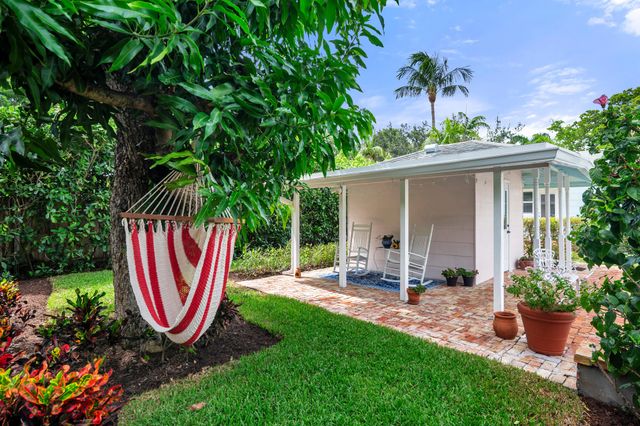 816 Avon Road, West Palm Beach, FL 33401