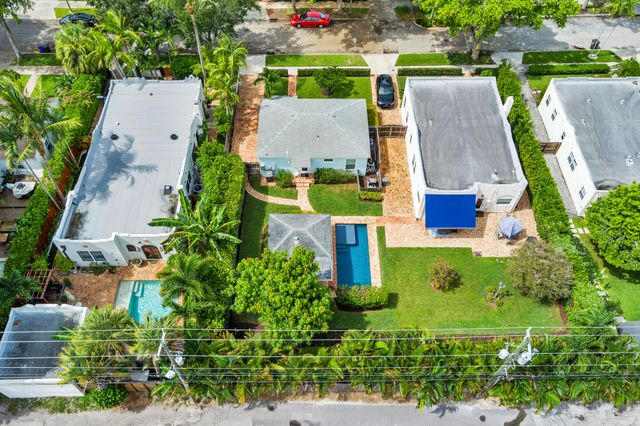 816 Avon Road, West Palm Beach, FL 33401