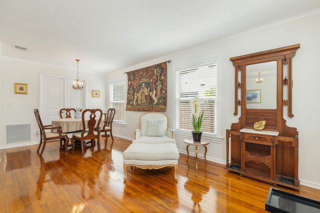 816 Avon Road, West Palm Beach, FL 33401