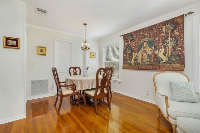 816 Avon Road, West Palm Beach, FL 33401