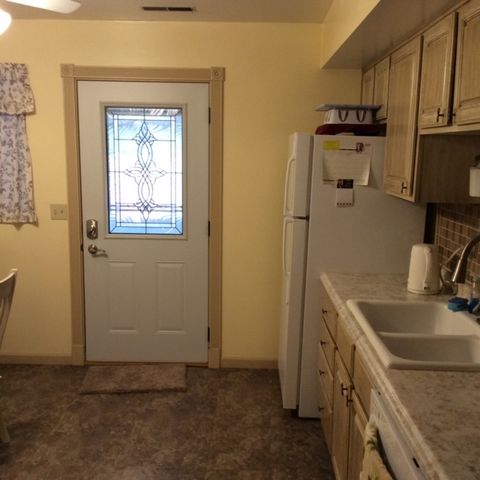 23 Cherry Hill Court 124, Hampton, IL 61244