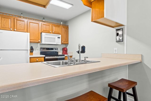 6215 Thomas Drive 101, Panama City Beach, FL 32408