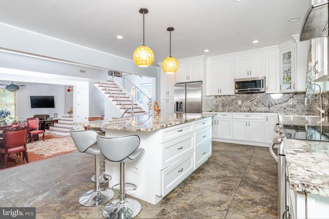 3635 MAPLE AVE, Vineland, NJ 08361