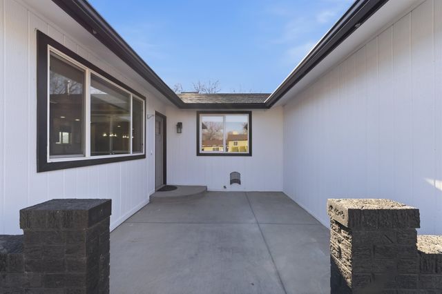 609 W Indian Creek Drive, Grand Junction, CO 81506