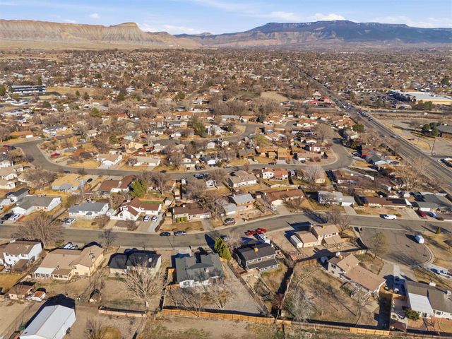 609 W Indian Creek Drive, Grand Junction, CO 81506