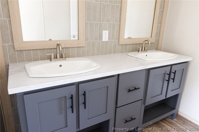 389 Corner Oaks Drive, St Pauls, NC 28384