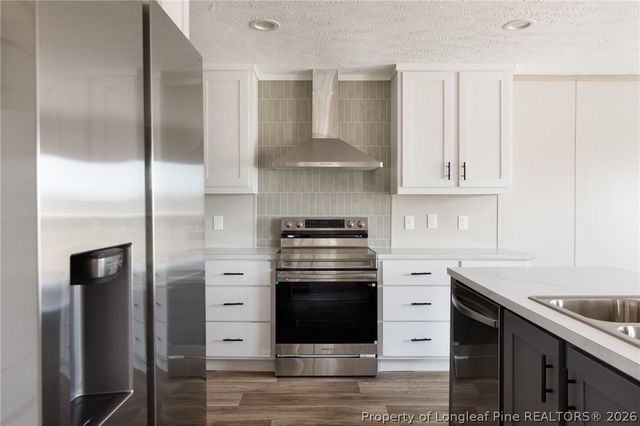 389 Corner Oaks Drive, St Pauls, NC 28384