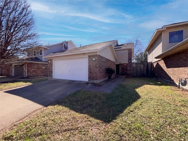 2432 Centaurus Drive, Garland, TX 75044