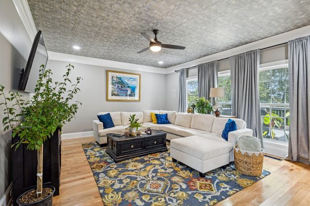 1617 Fair House Rd, Spring Hill, TN 37174